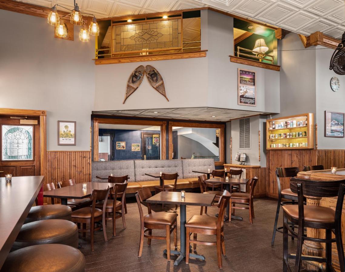 Landmark Inn Marquette Bagian luar foto