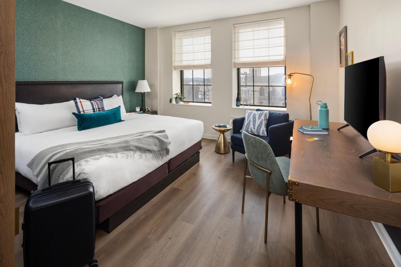 Landmark Inn Marquette Bagian luar foto