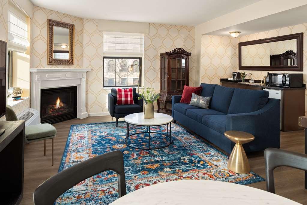 Landmark Inn Marquette Ruang foto