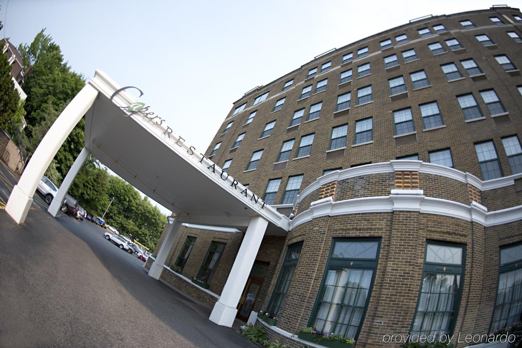Landmark Inn Marquette Bagian luar foto
