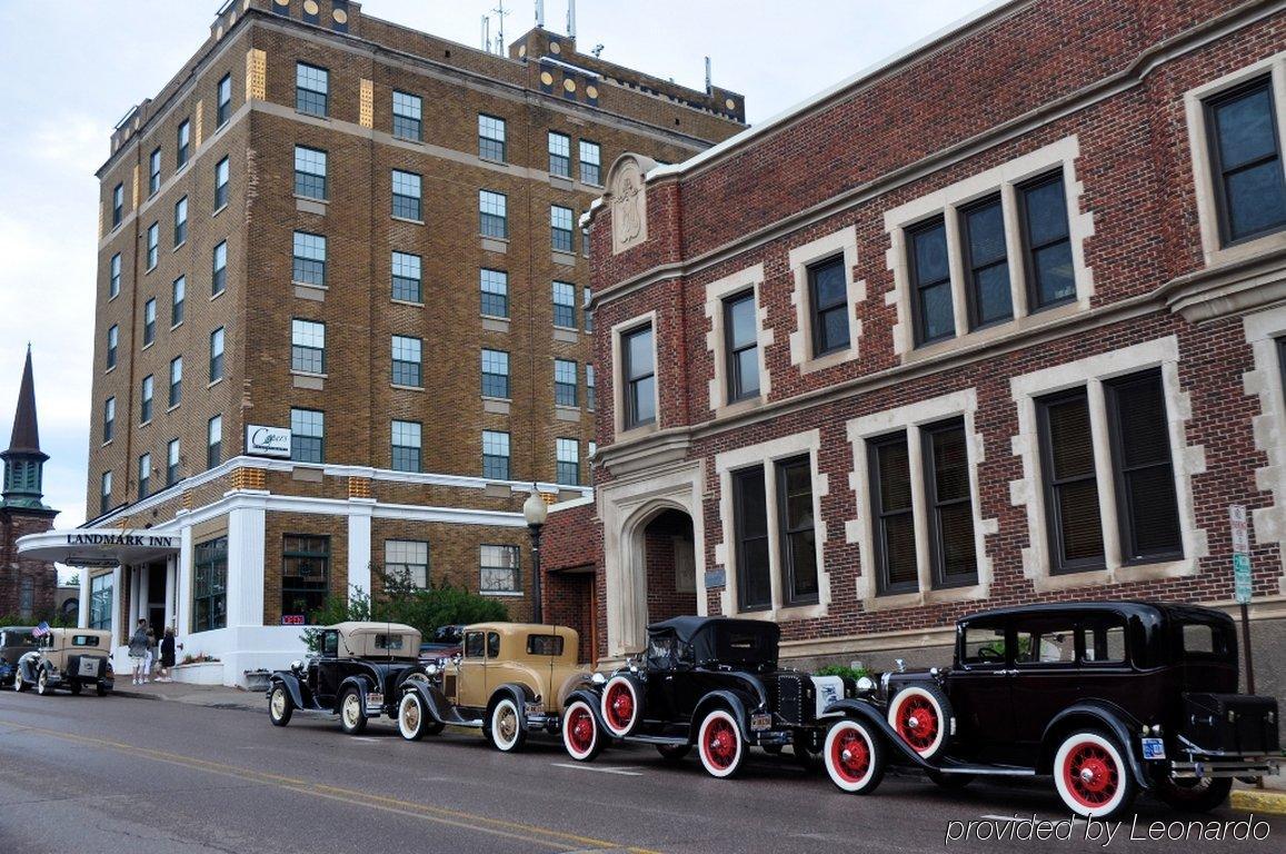 Landmark Inn Marquette Bagian luar foto