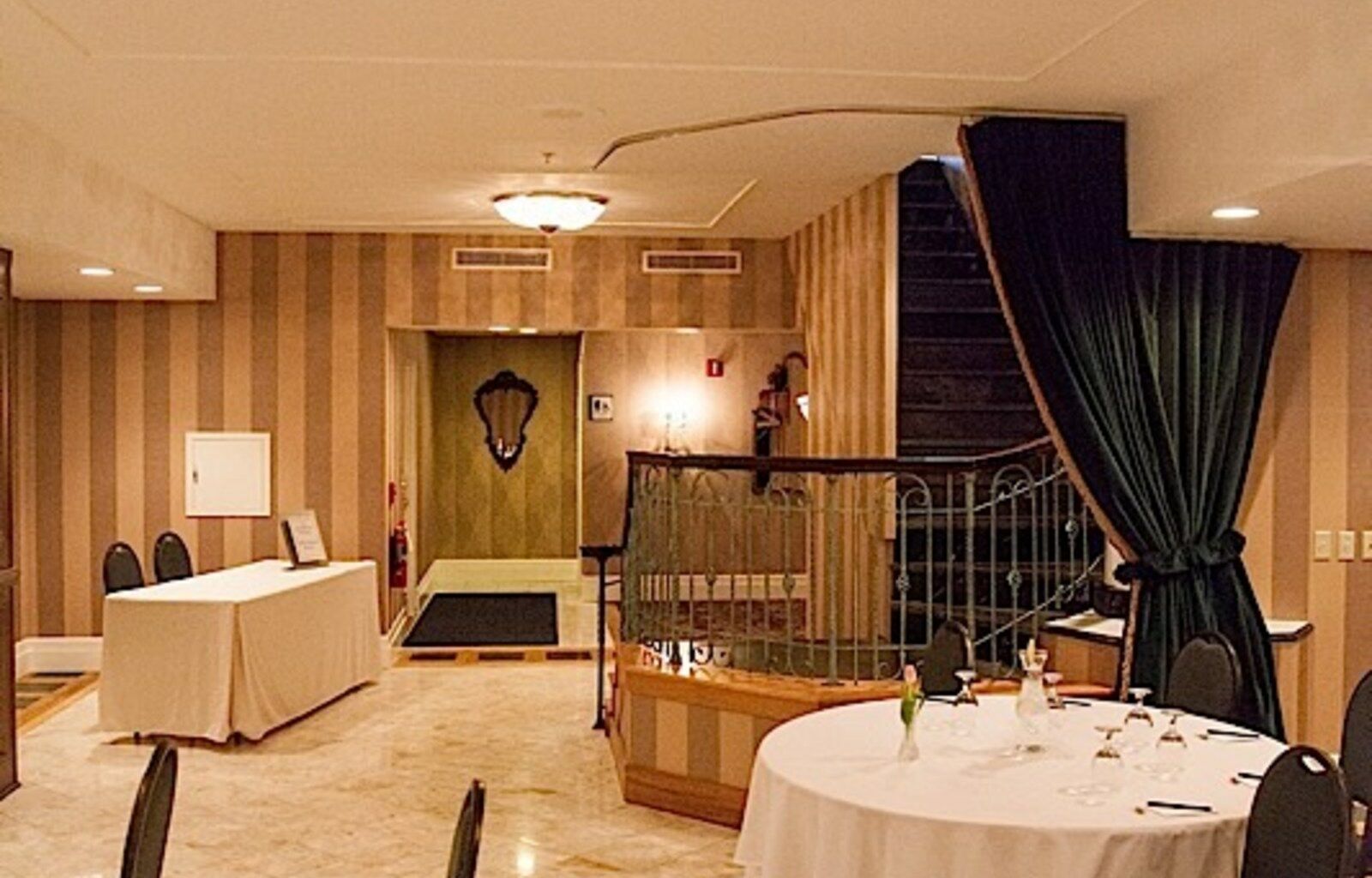 Landmark Inn Marquette Bagian luar foto